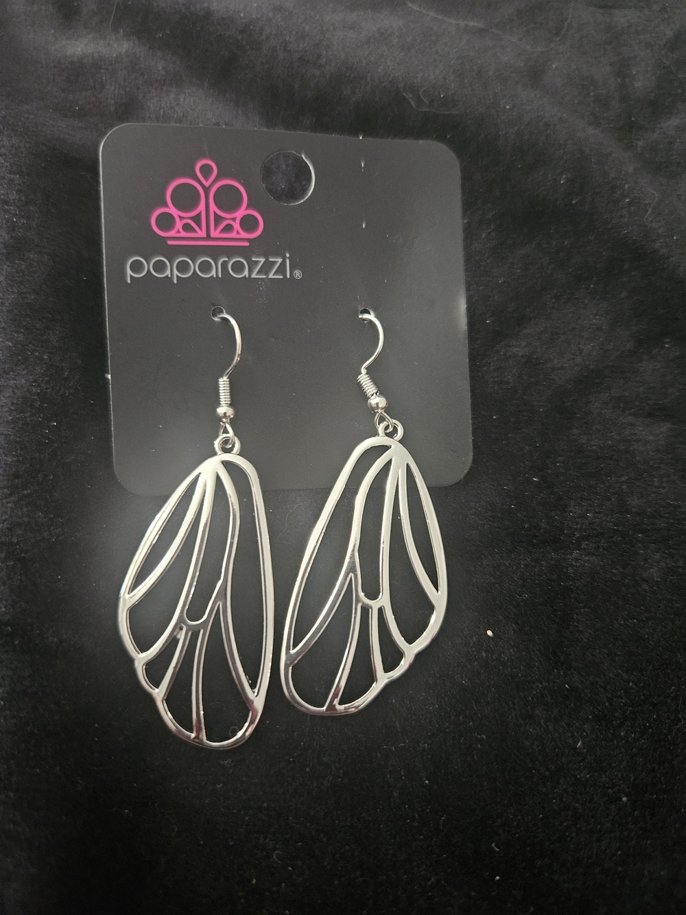 Paparazzi Silver Filigree Wing Drop Earrings - Silver